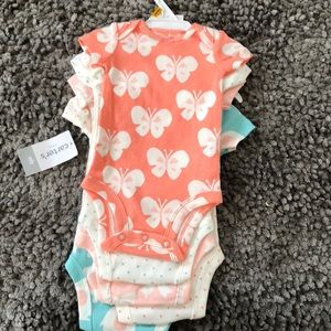Carters new born set girls !